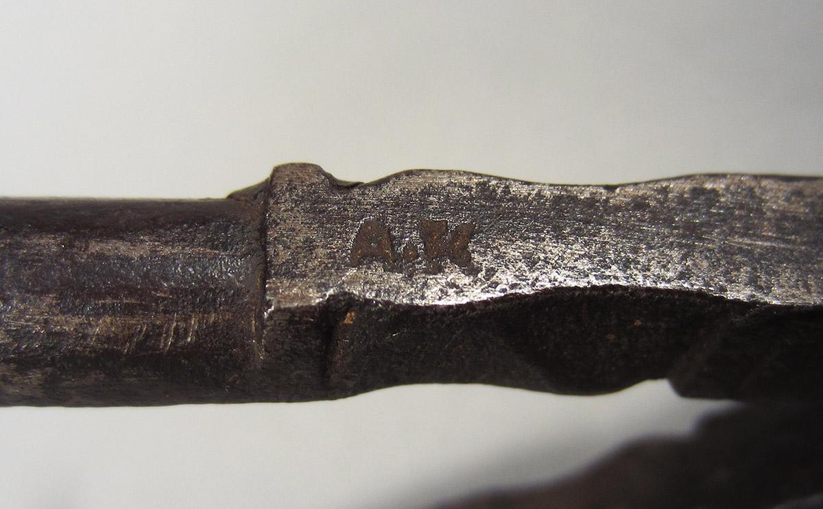 1957.0026.044 Calipers, mark