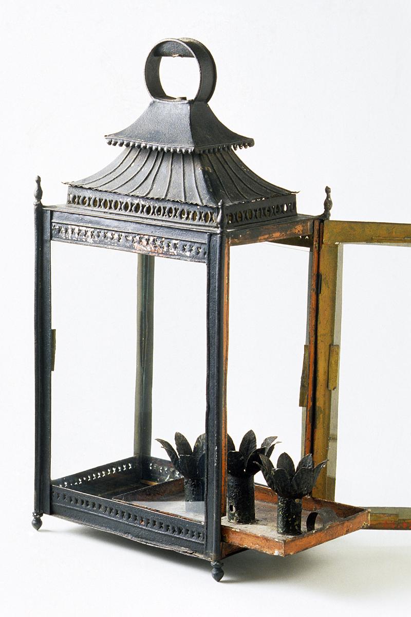 1966.0626 Lantern