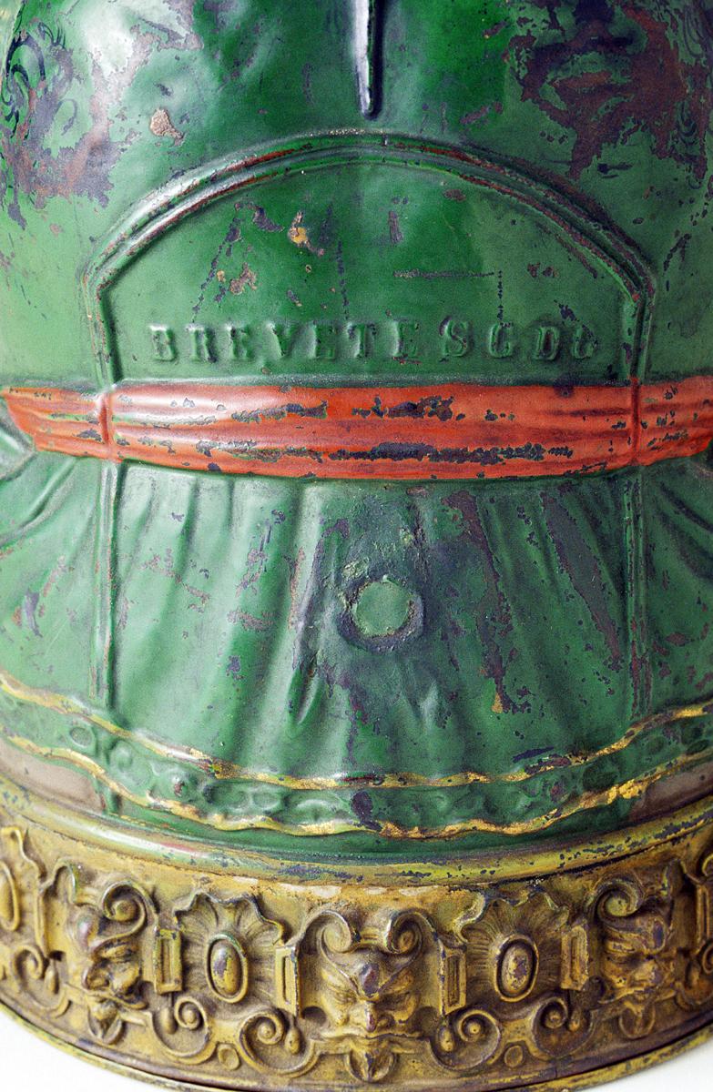 1966.0627 Lantern, Detail 2