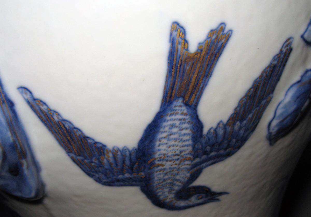 1966.0631.001 A, B Porcelain Urn detail bird 1