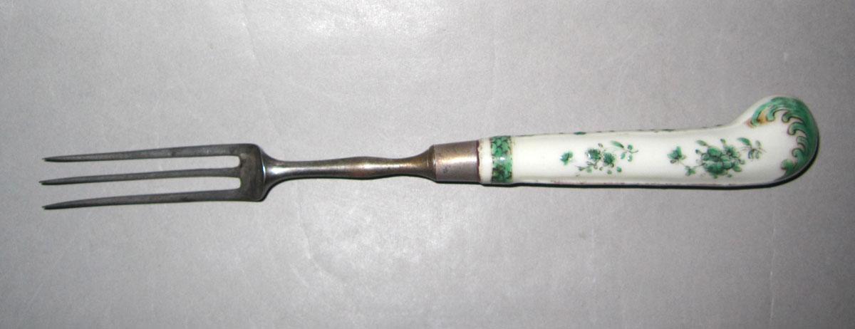 1966.0634.007 Porcelain-handled fork