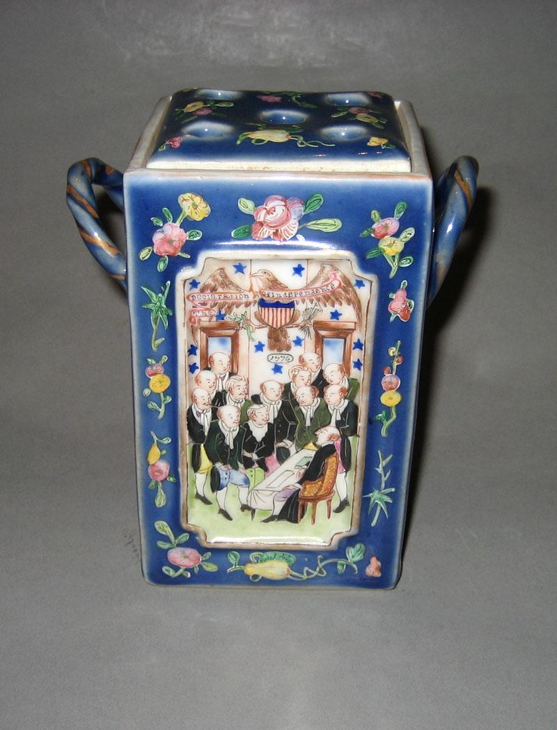 1966.0642.001 Porcelain Flower Container