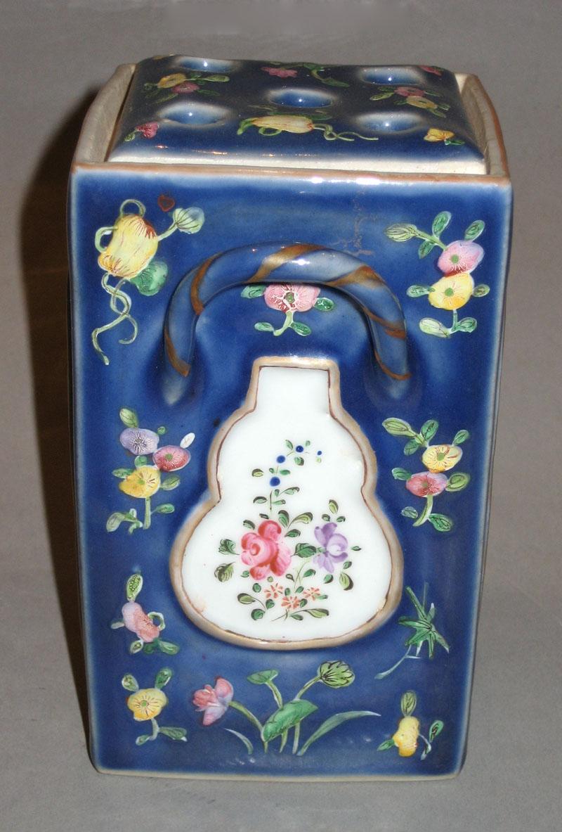 1966.0642.002 Bough pot view2