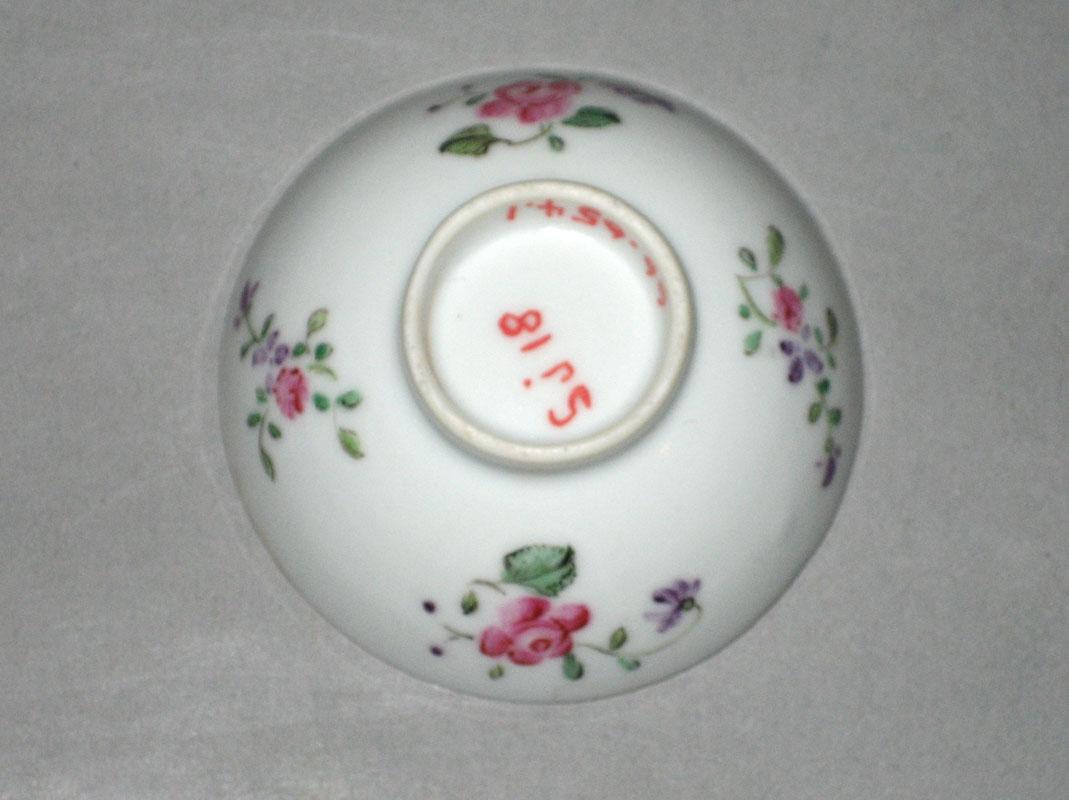 1966.0654.001 Saucer underside