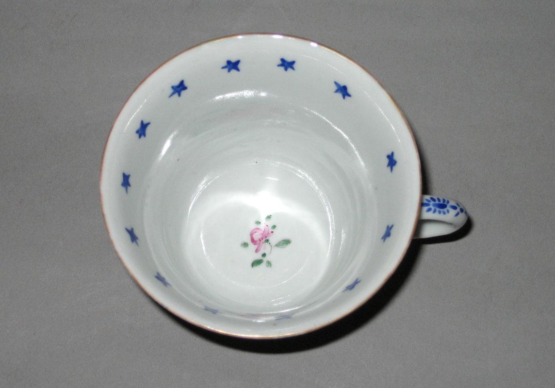 1966.0664 Cup upper