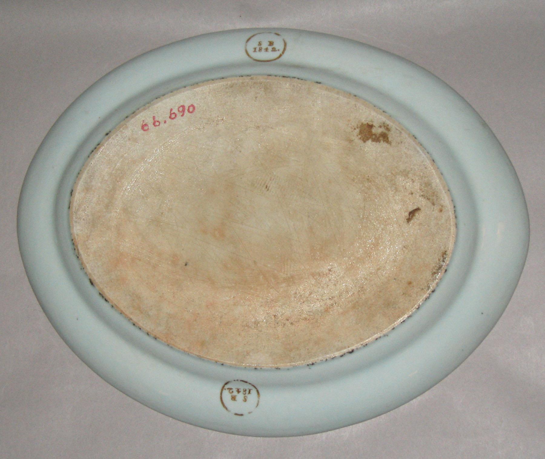 1966.0690 Dish (back)