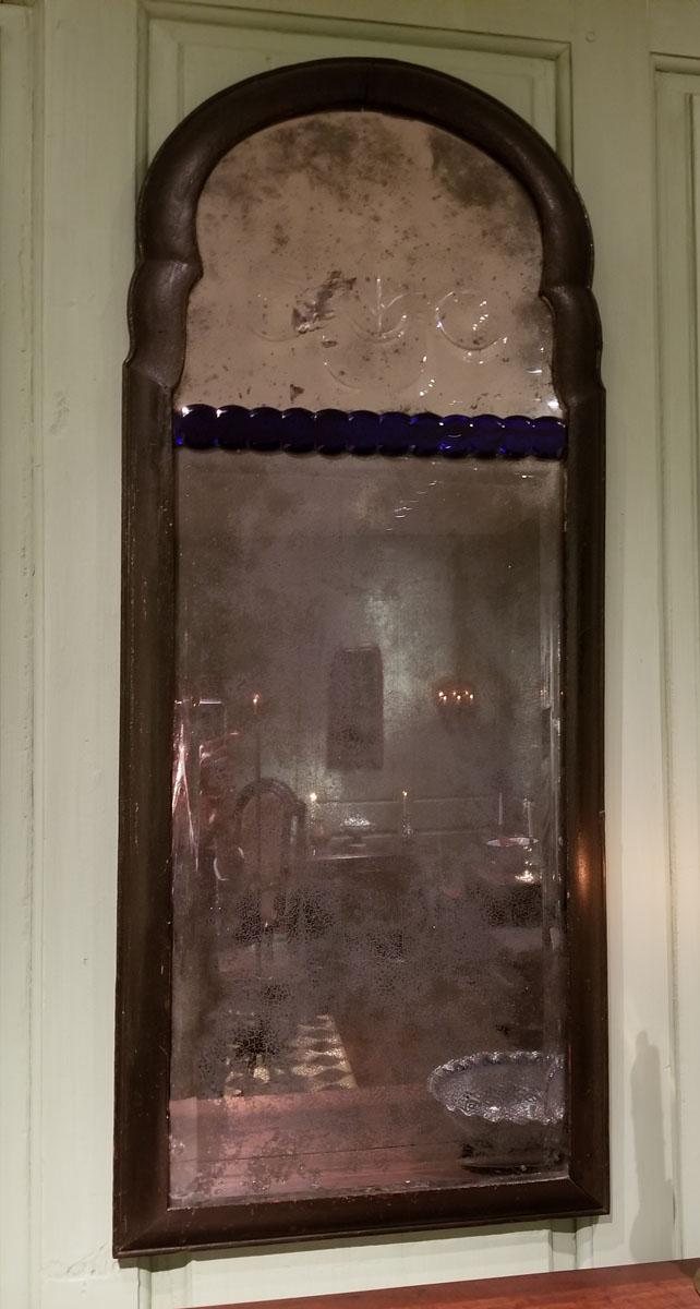 1966.0701 Mirror, view 1