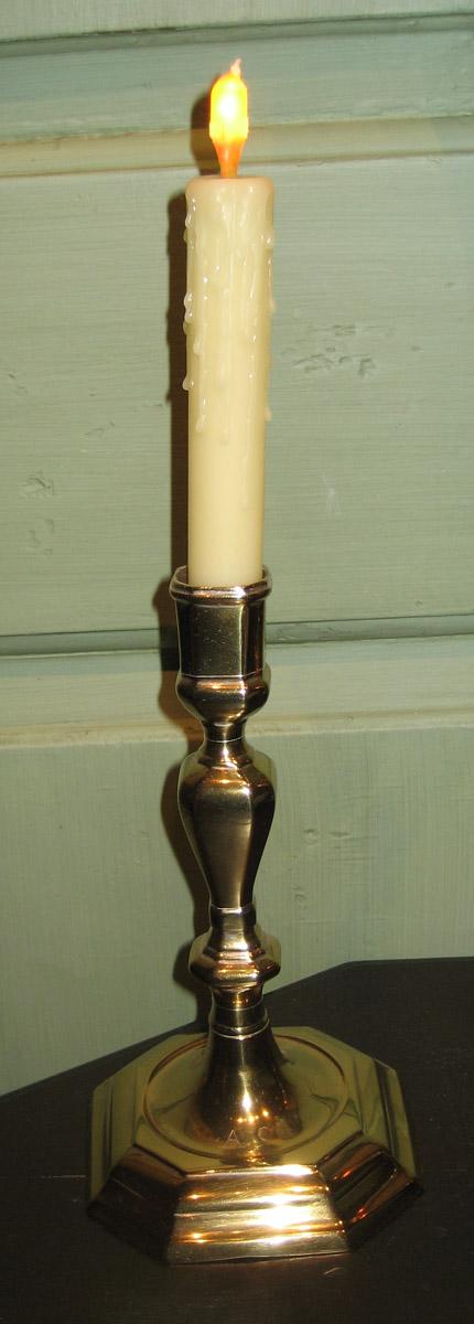 1966.0709.002 Candlestick