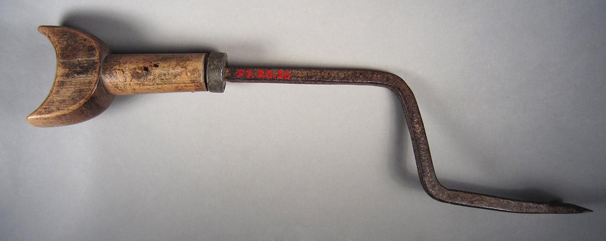 1957.0026.056 Hoof knife, side 2