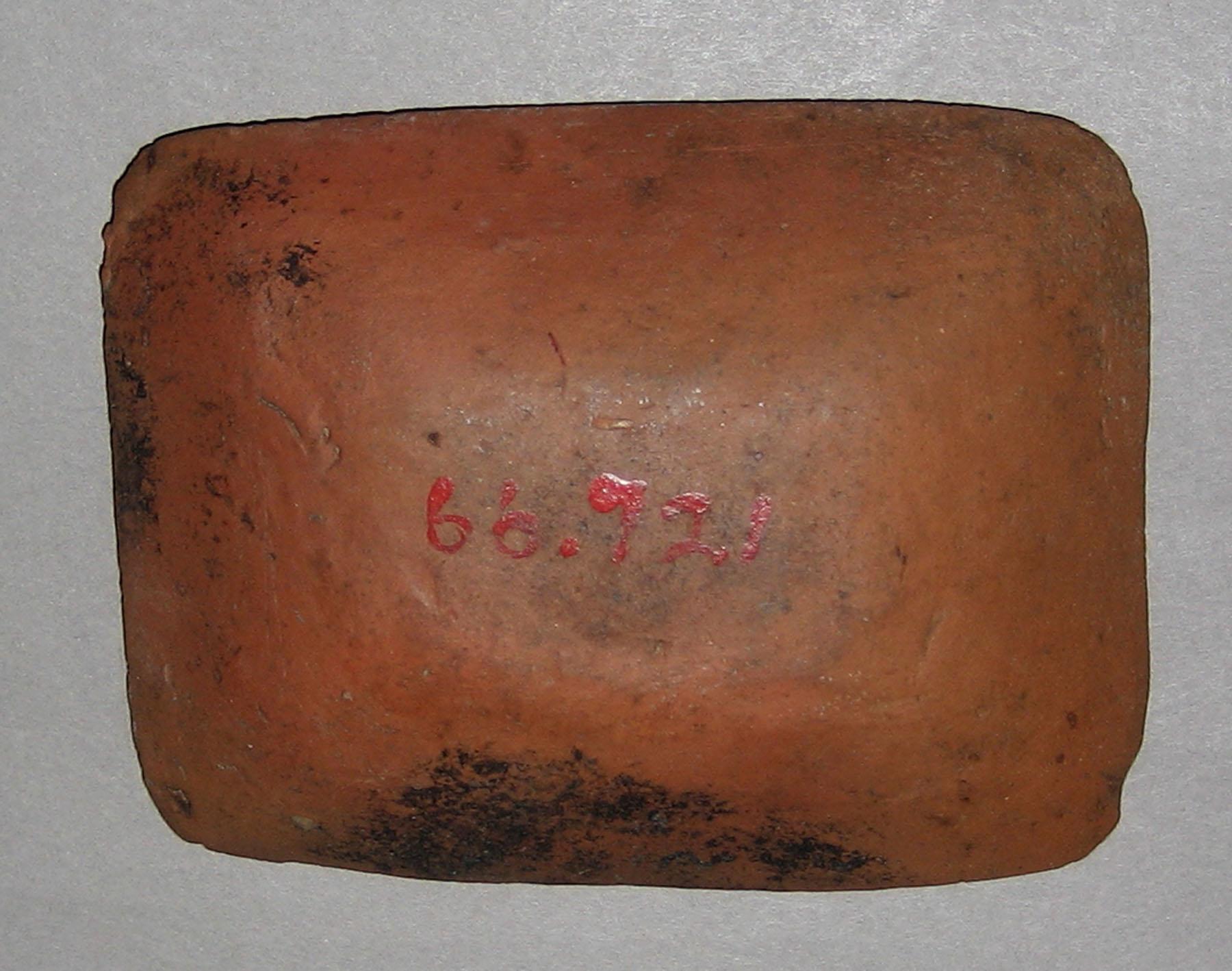1966.0721 Dish (bottom)