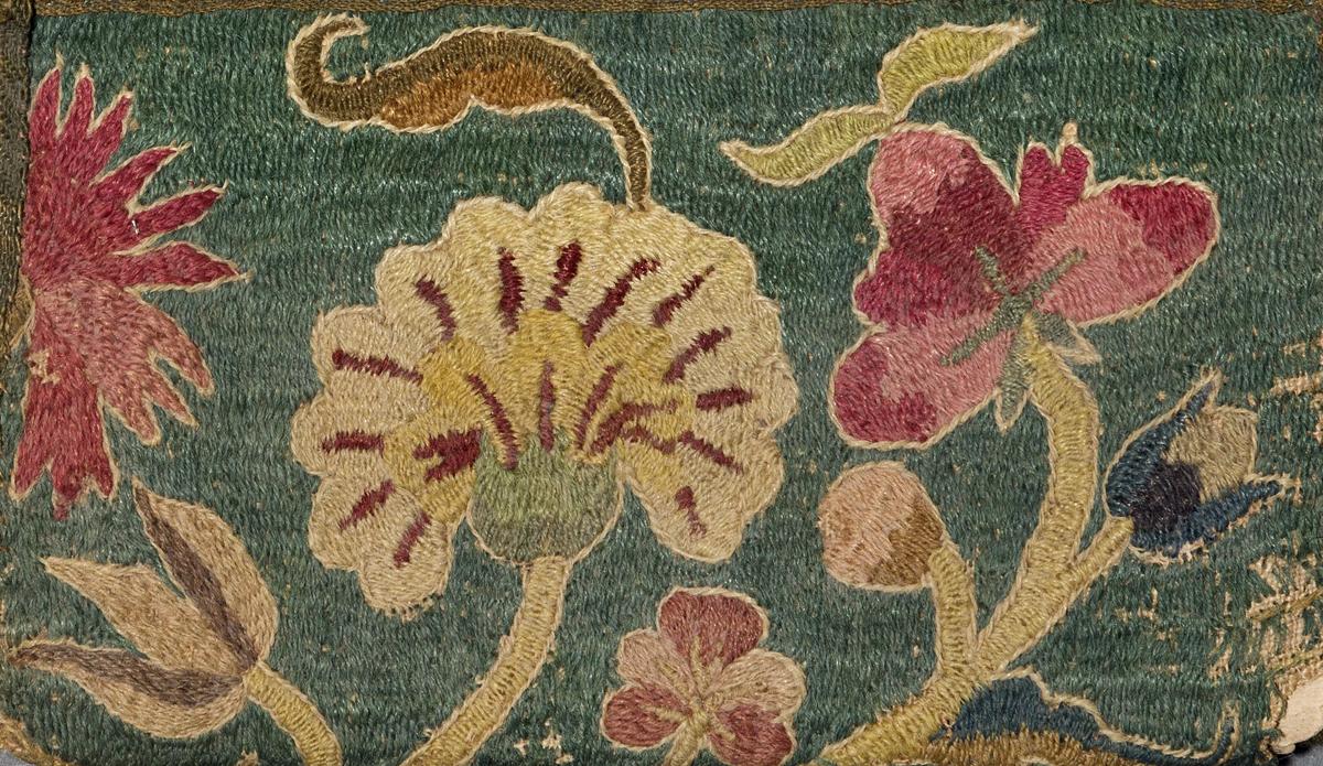 1966.0744 Pocketbook, Inside Detail