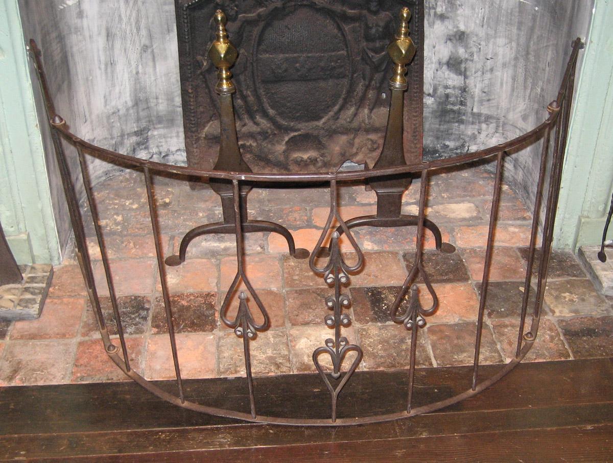 1966.0758 Fire Screen