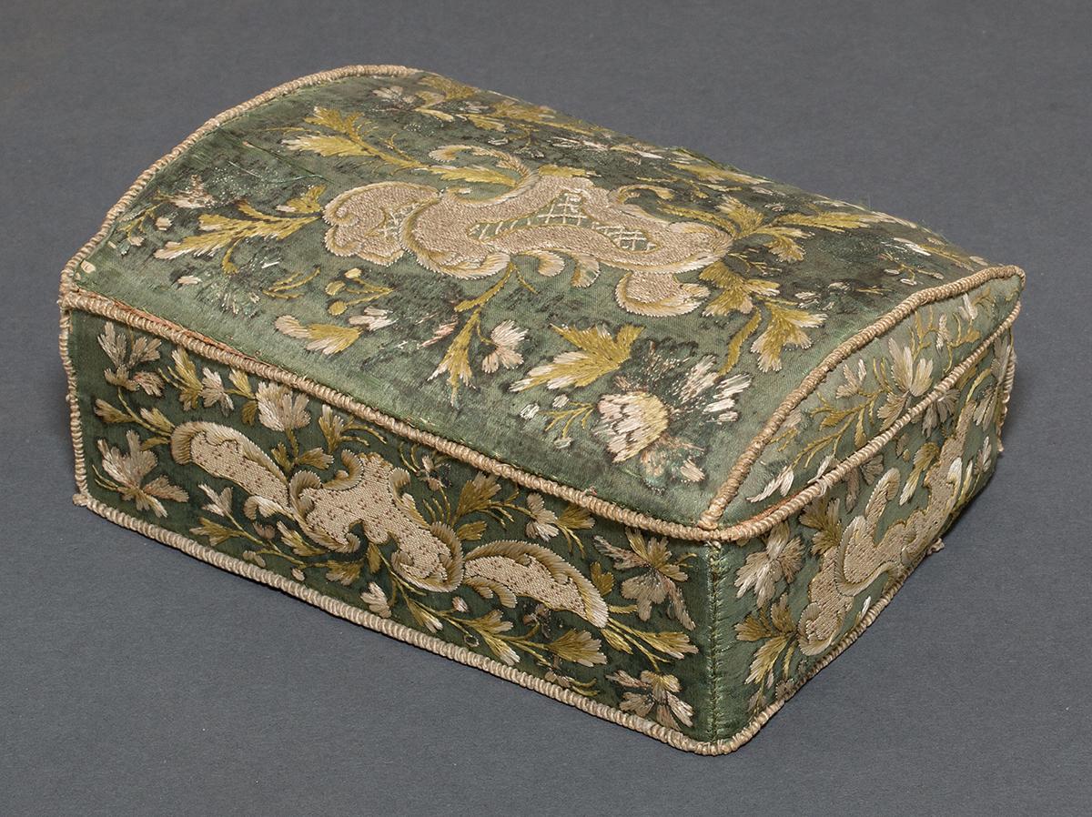 1966.0770 A Ink Box, Back