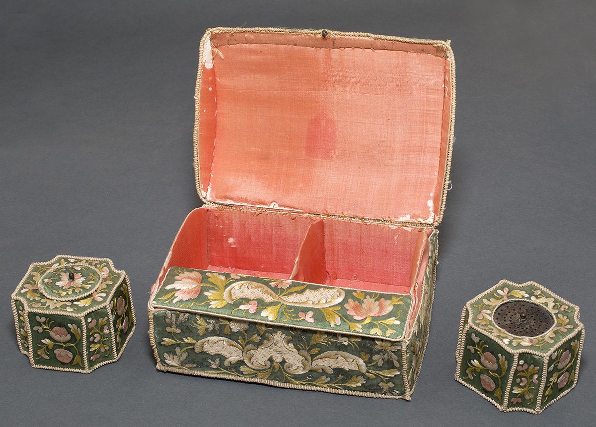 1966.0770 A-C Ink Box with Containers, View 2