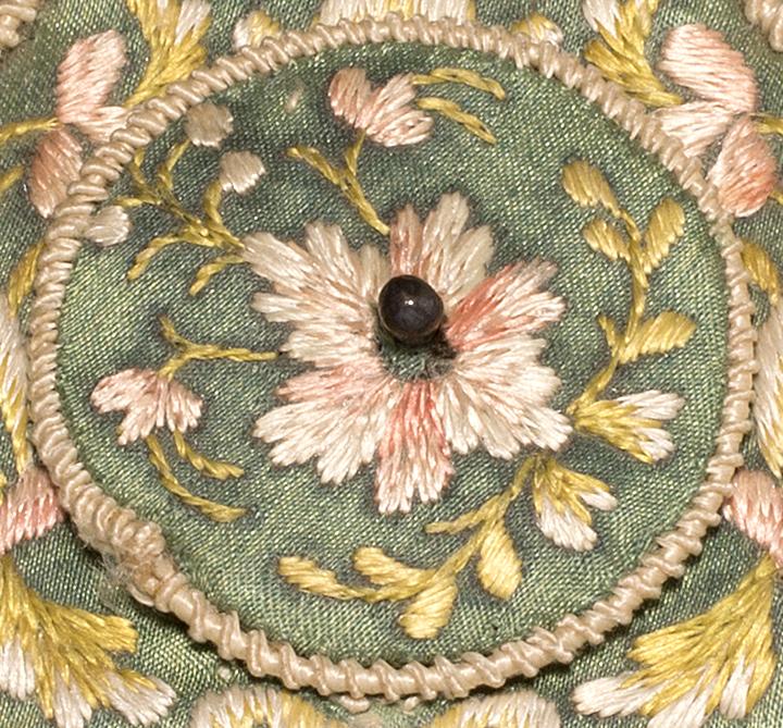 1966.0770 B Container, Top Detail