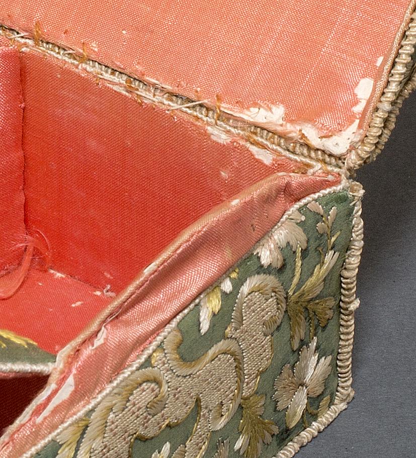 1966.0770 A Ink Box, View 2 Detail