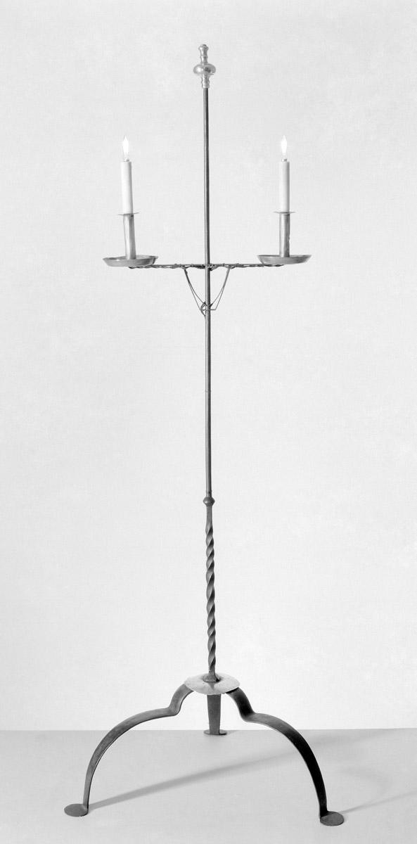 1966.0787 Candlestand