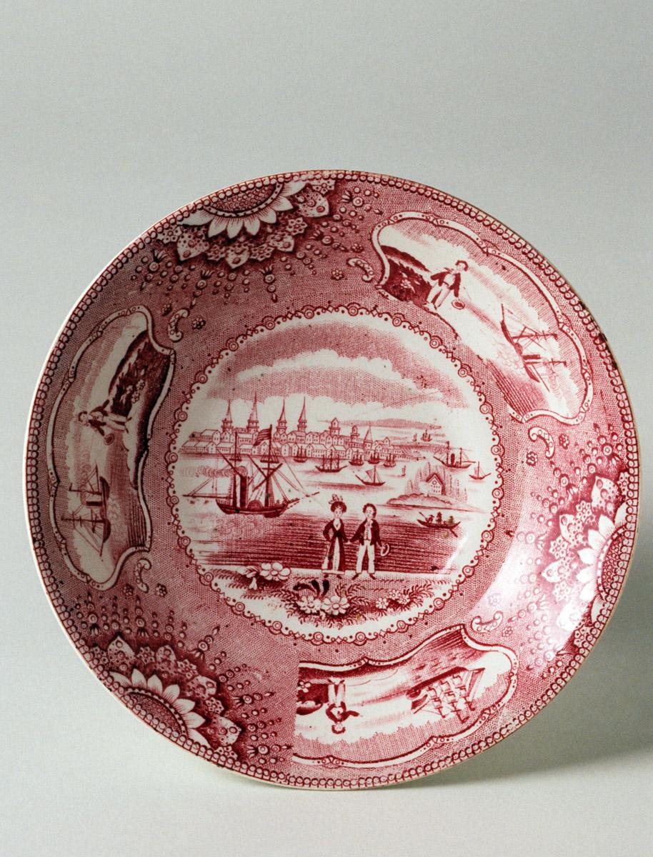 1966.0798.001 Saucer