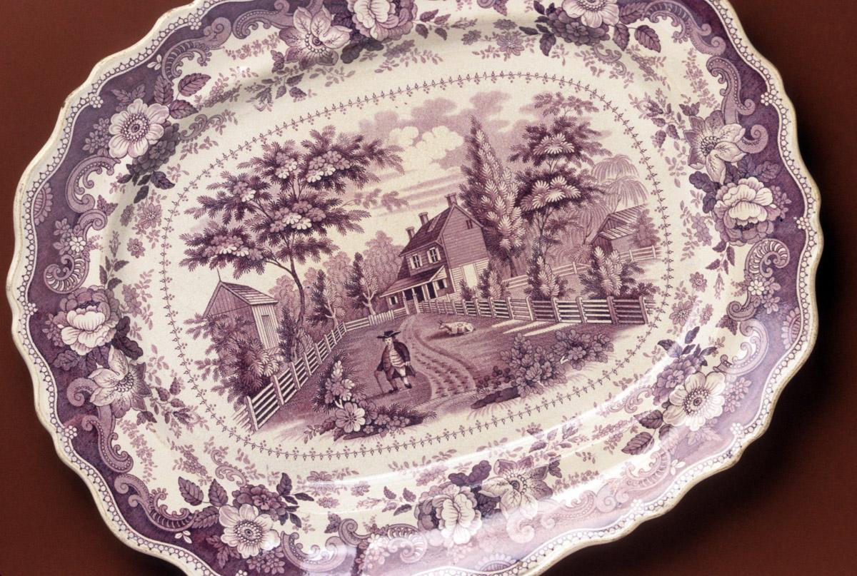 1966.0818 Dish, Platter