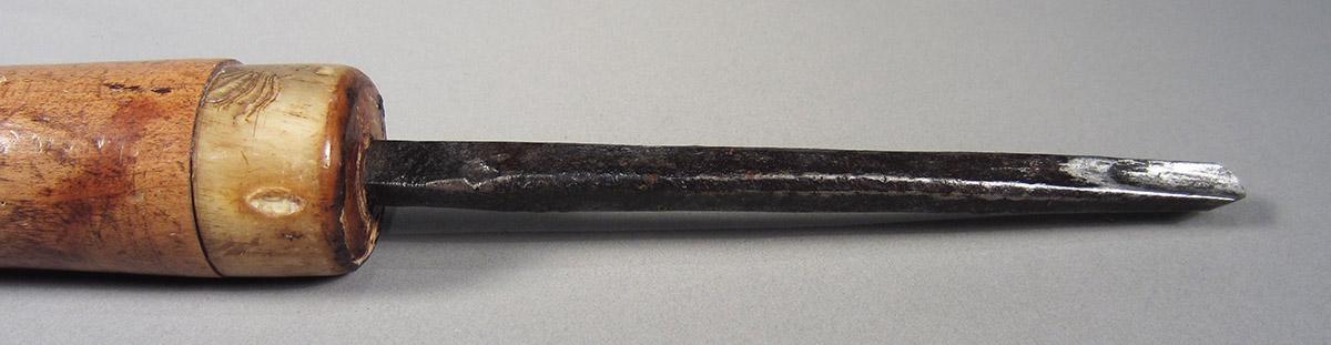 1957.0026.073 Turning gouge, blade