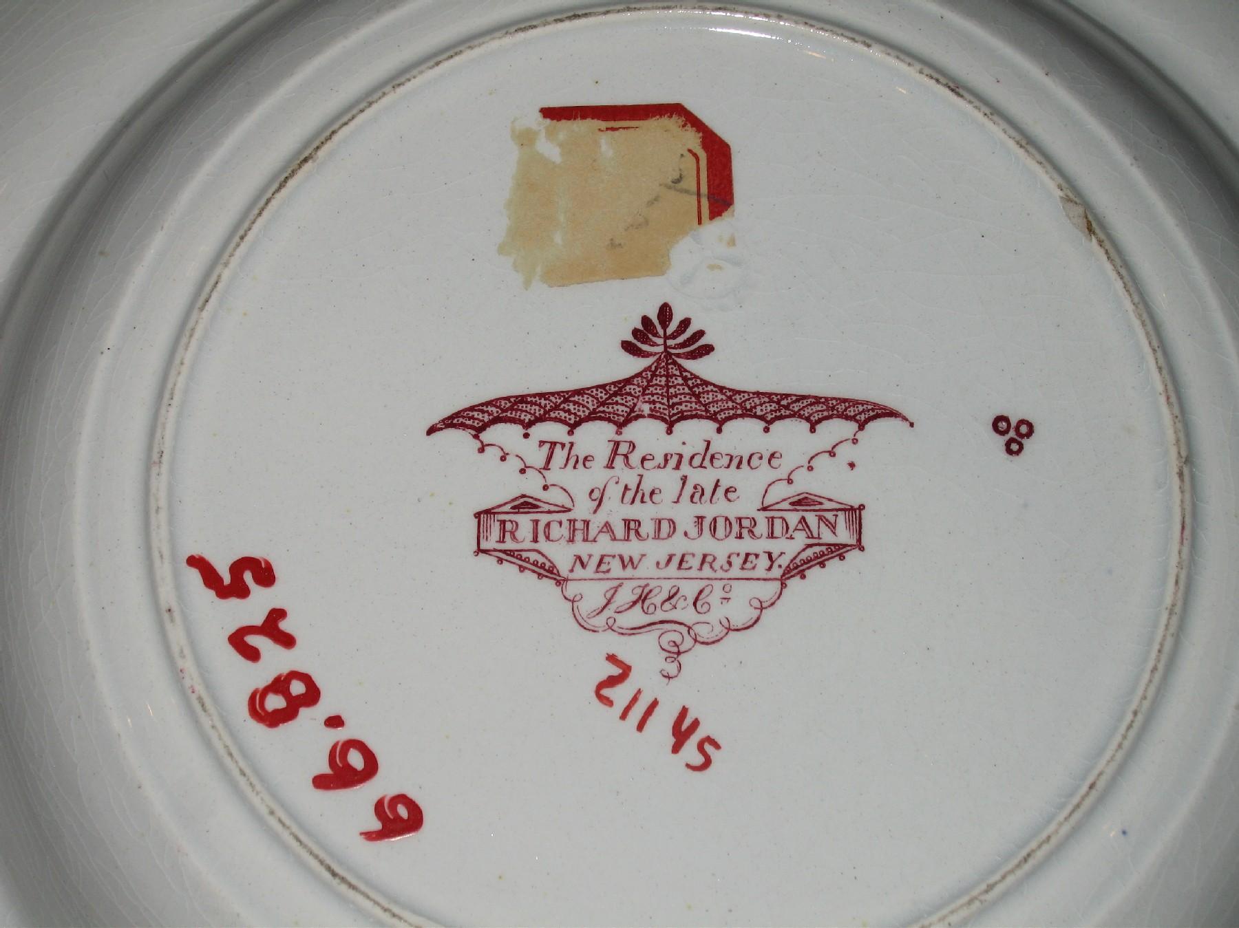 1966.0825 Soup plate (mark)