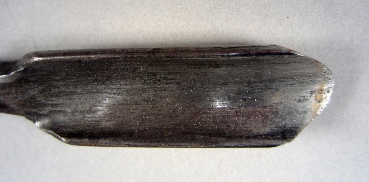 1957.0026.076 Turning gouge, Edge