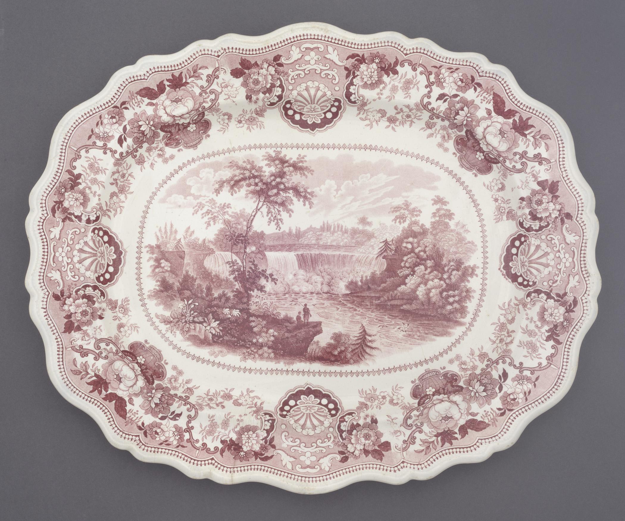 1966.0839 Dish, view 1