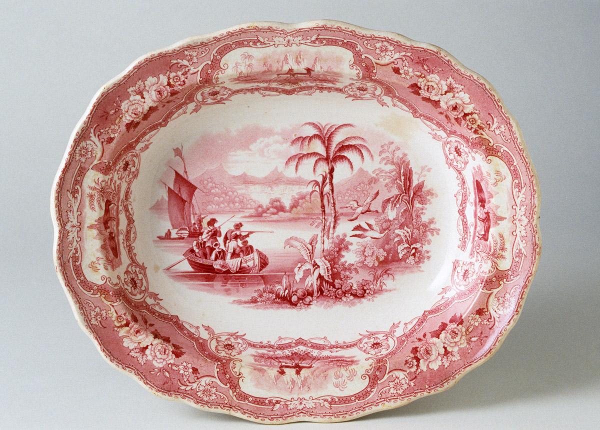1966.0842 Adams earthenware dish
