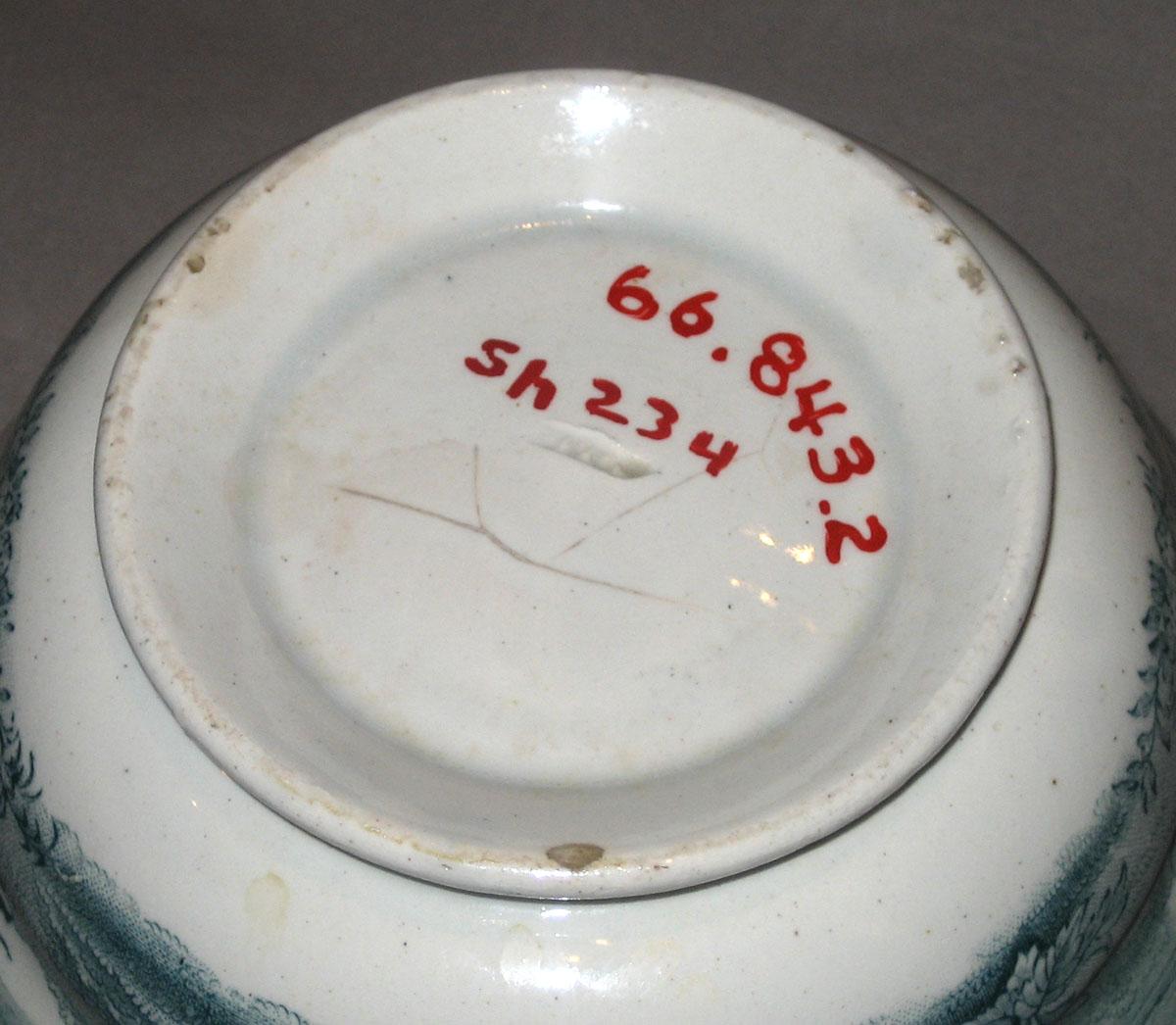 1966.0843.002 Columbus: Greyhound scene. Bowl underside.