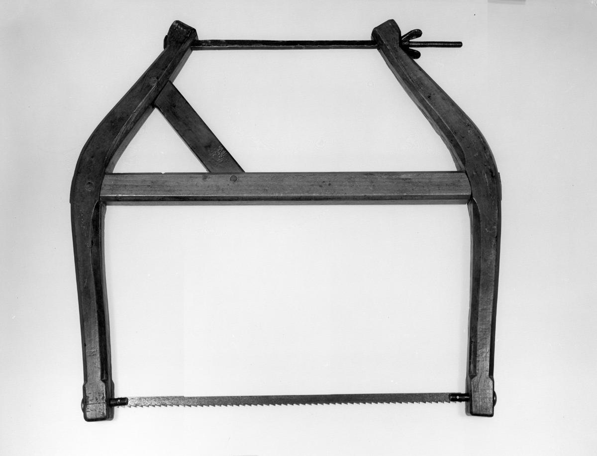 1957.0026.079 Frame Saw