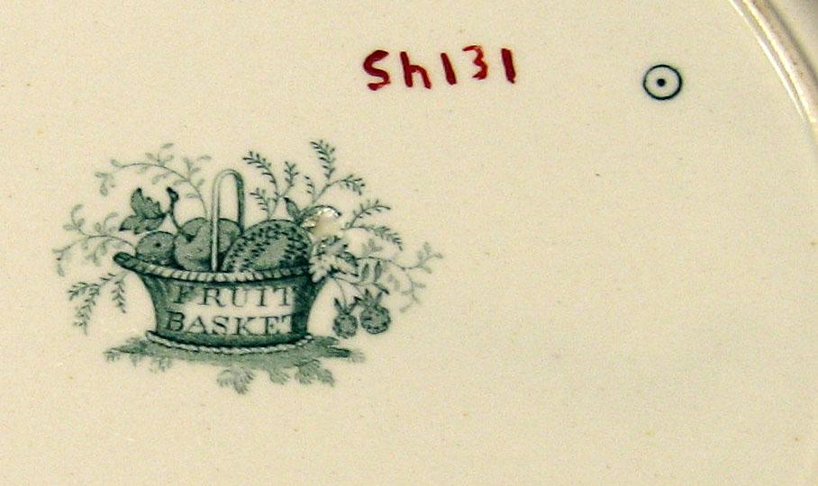 1966.0863.002 Fruit basket soup bowl mark
