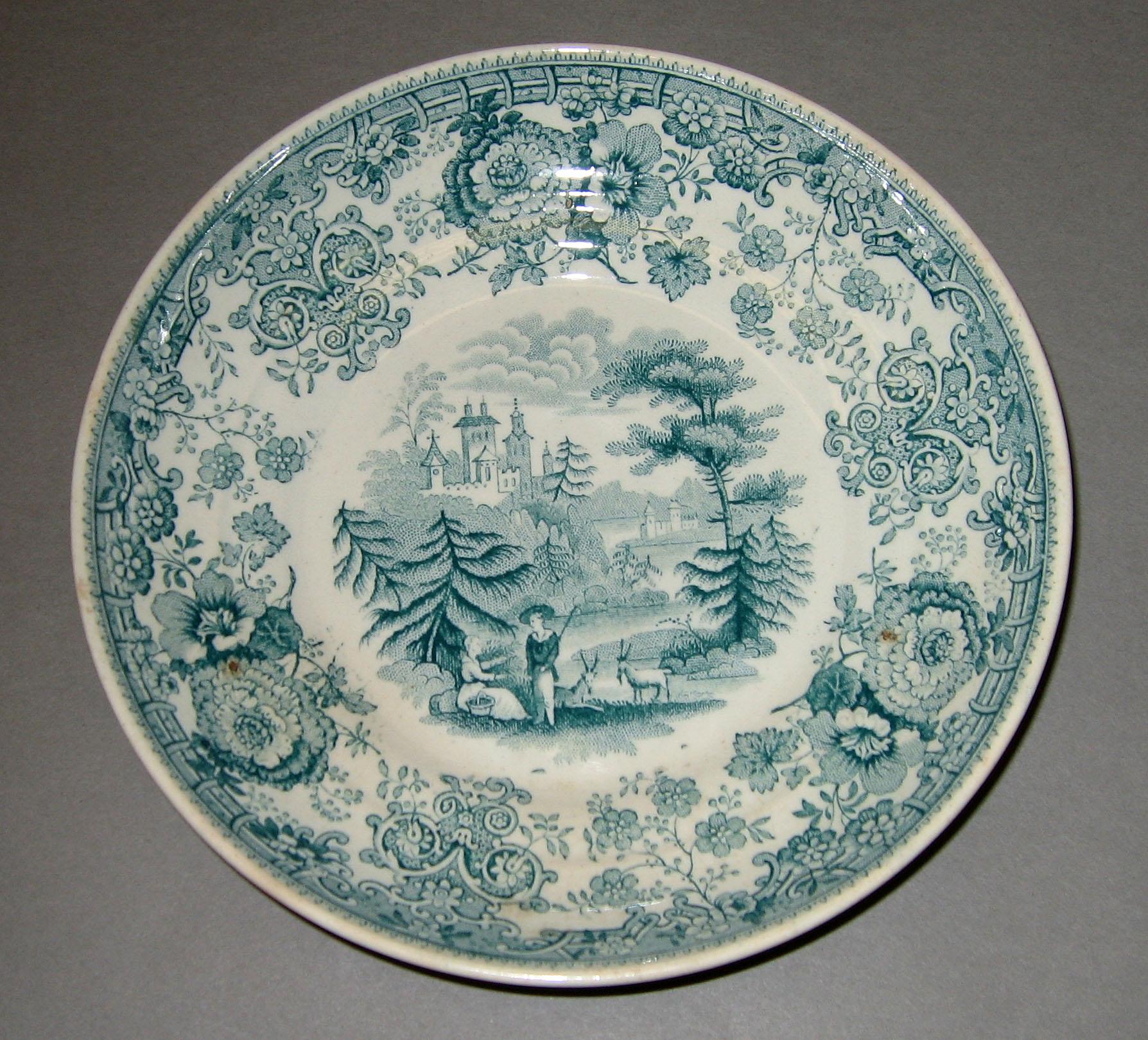 1966.0872.001 Tyrolean saucer