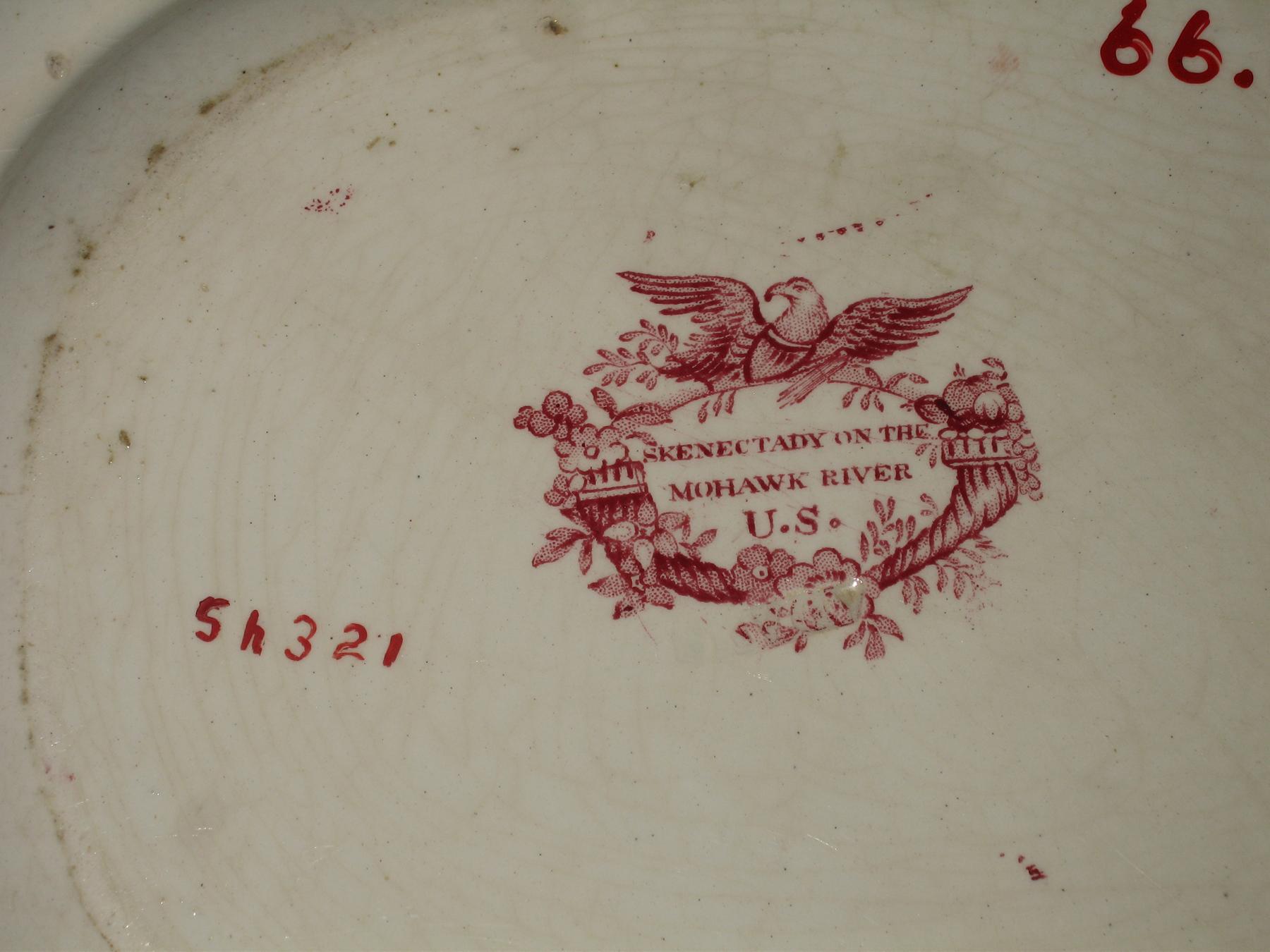 1966.0875.001 Platter (detail)