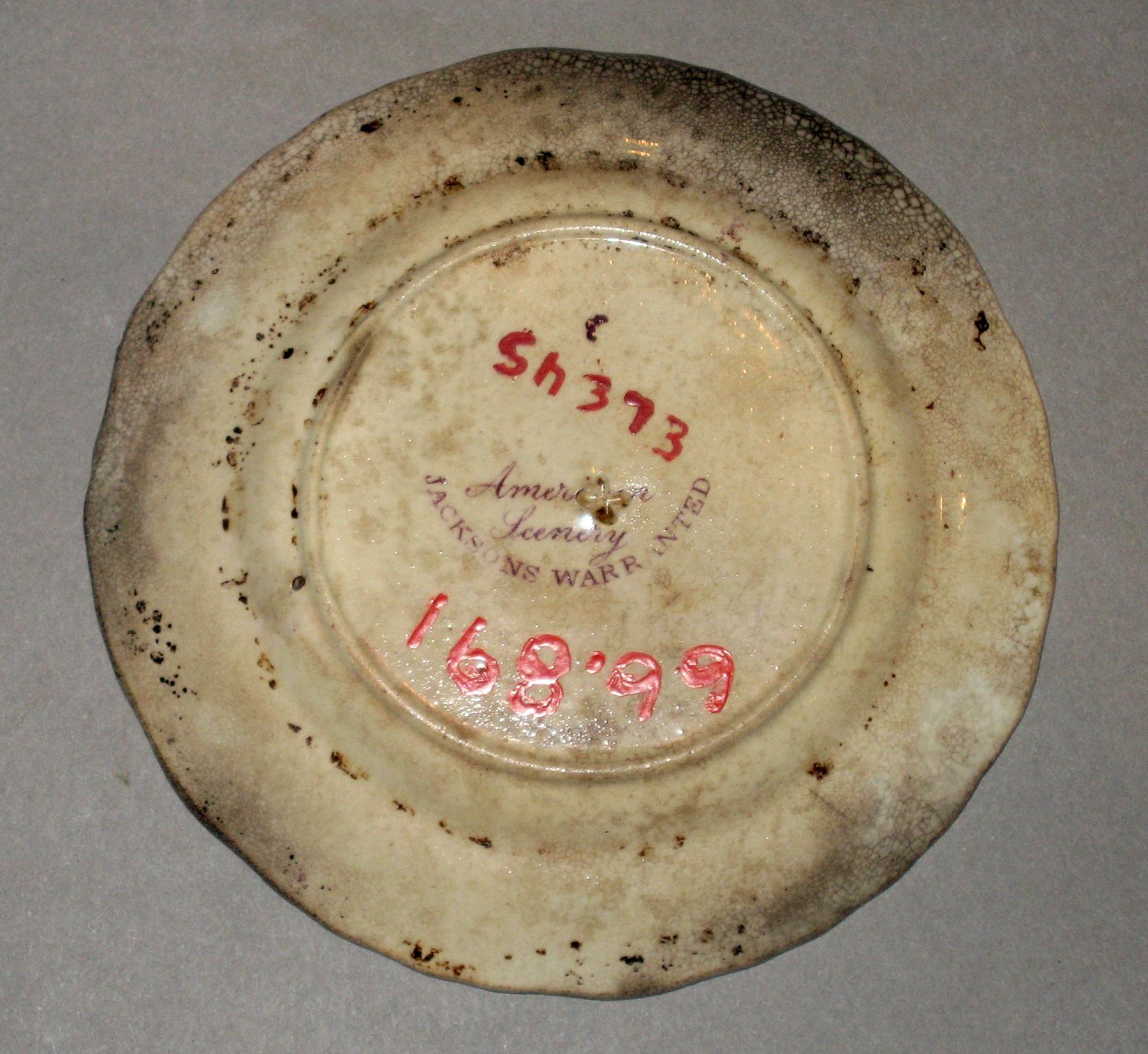 1966.0891 Plate (mark)