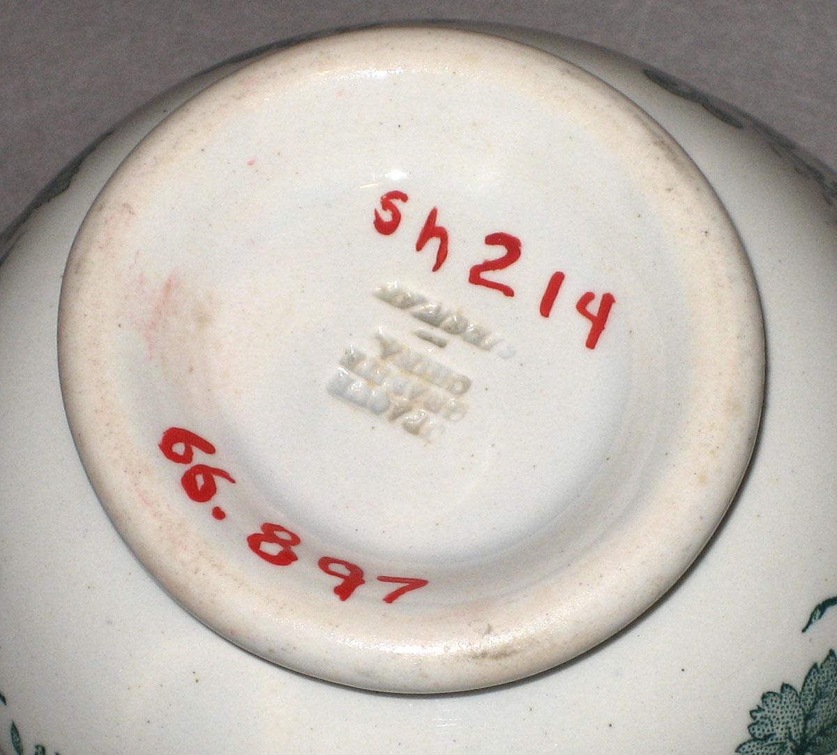 1966.0897 Tyrolean pattern transfer-printed cup (underside)