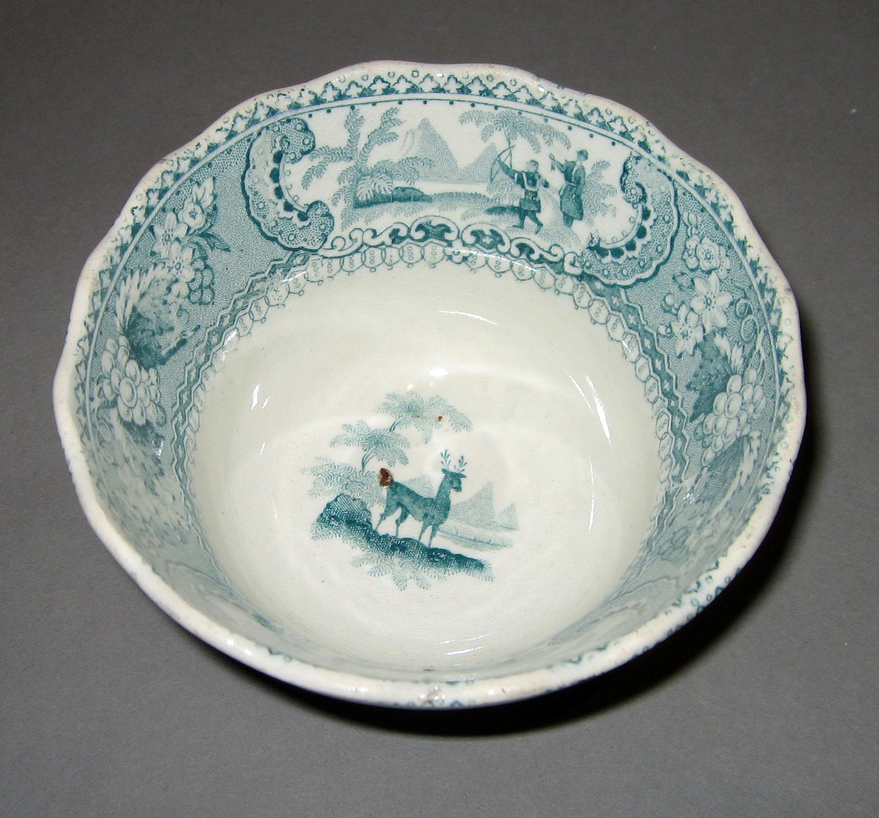 1966.0910 Belzoni pattern teabowl (interior)