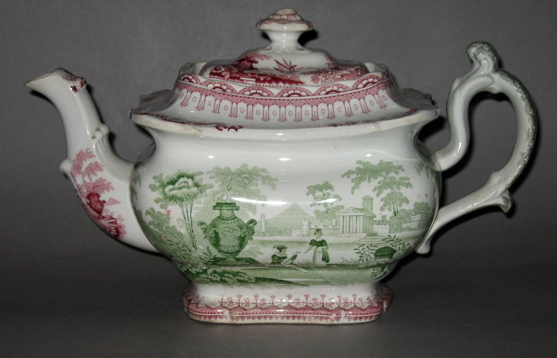 1966.0915.001 Teapot