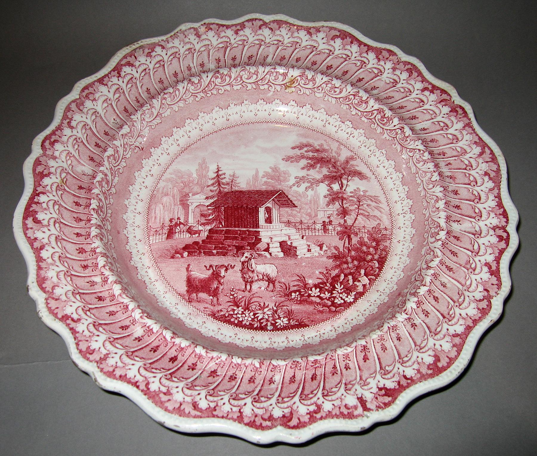 1966.0920.002 Soup plate
