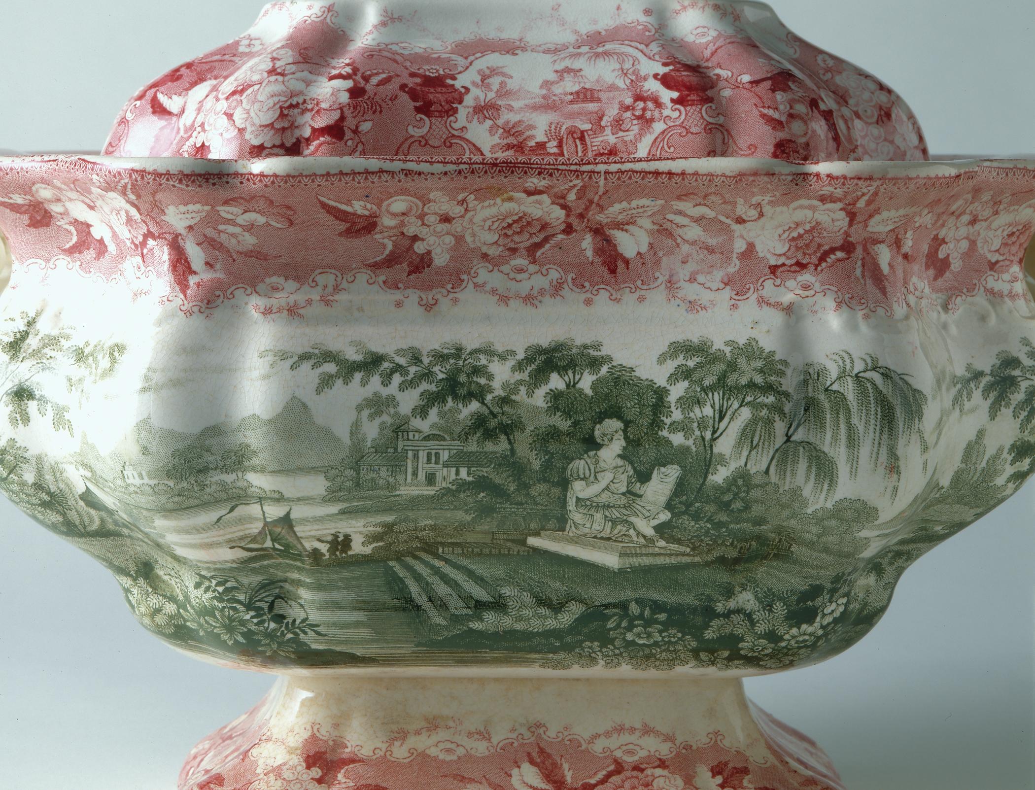 1966.0931 A, B Tureen (detail)