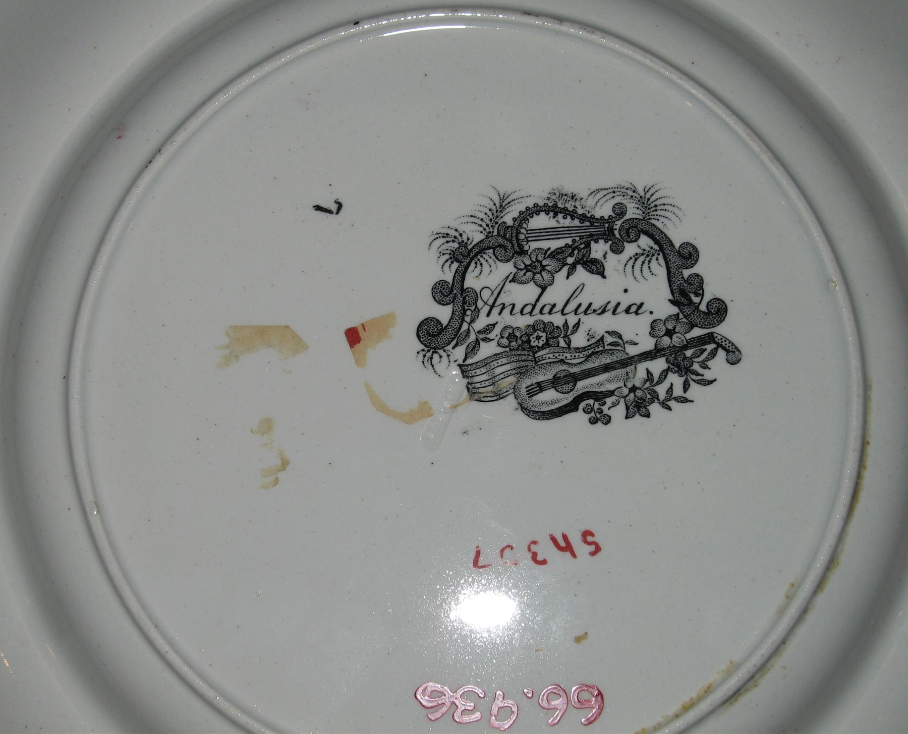 1966.0936 Plate (mark)