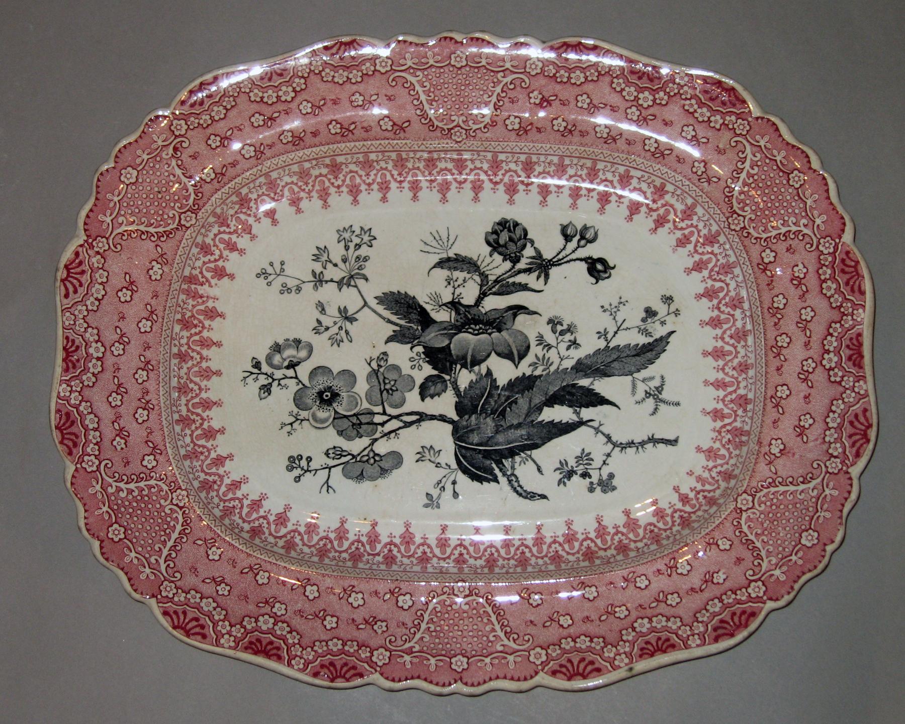1966.0938 Dish/Platter