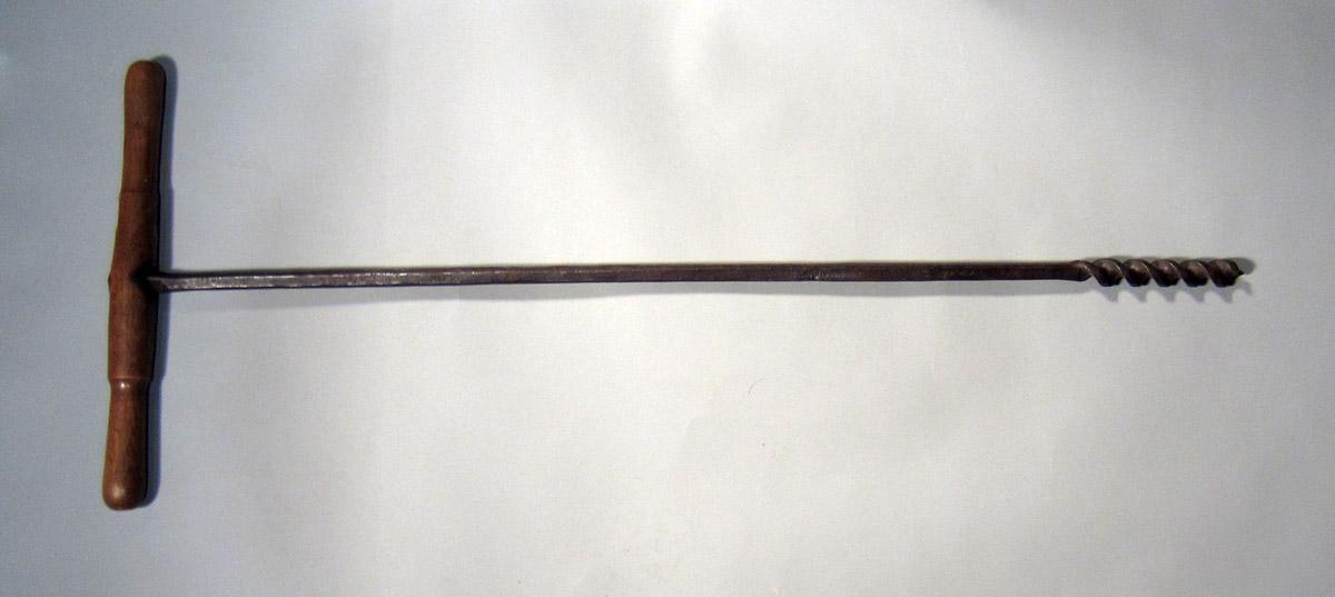 1957.0026.095 Spiral auger, View 2