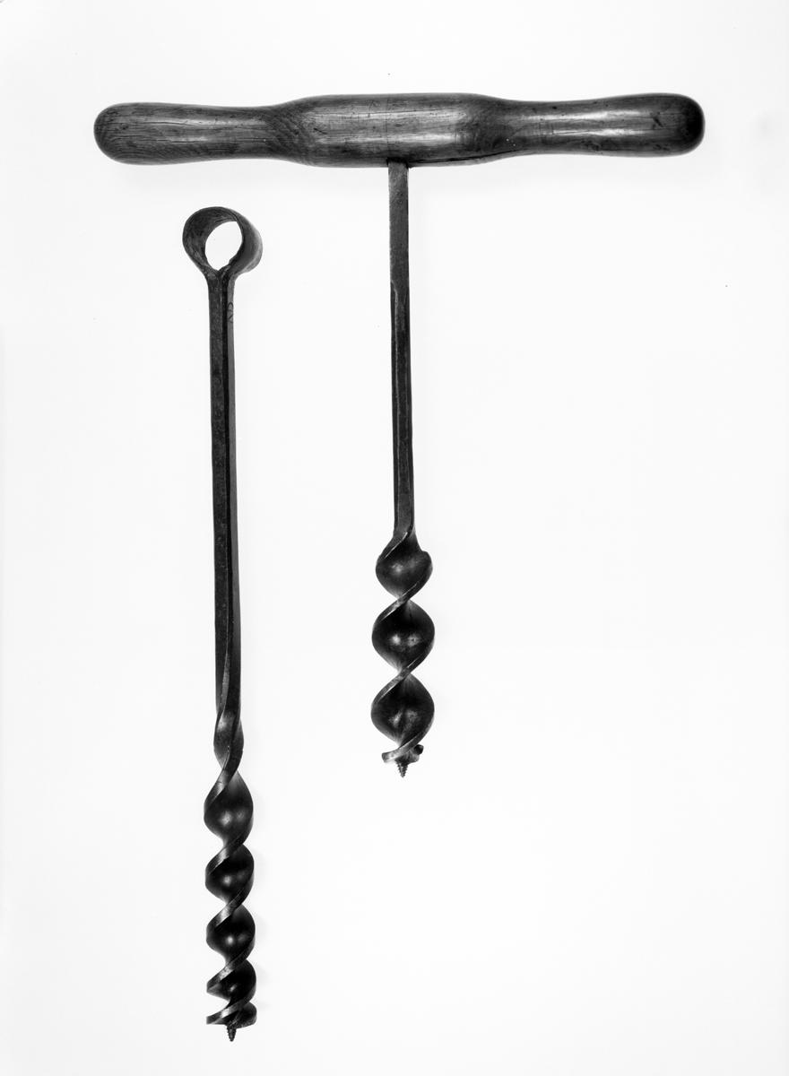 1957.0026.090, .096 Spiral Augers