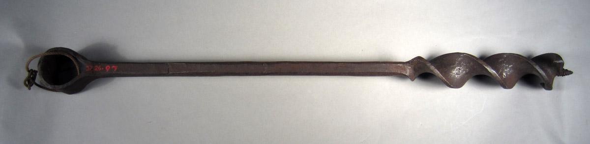 1957.0026.097 Spiral auger, View 2