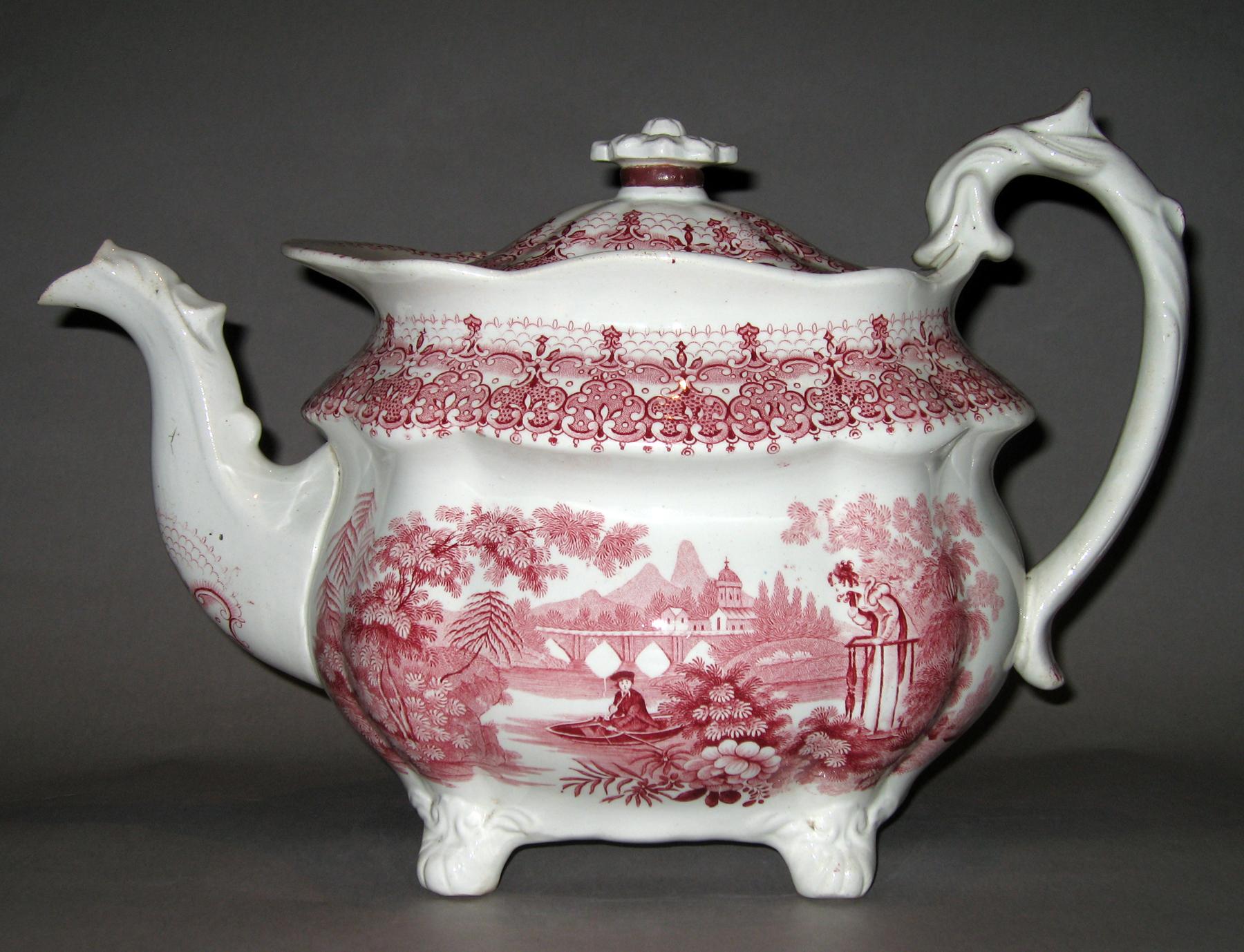 1966.0974 A, B Teapot