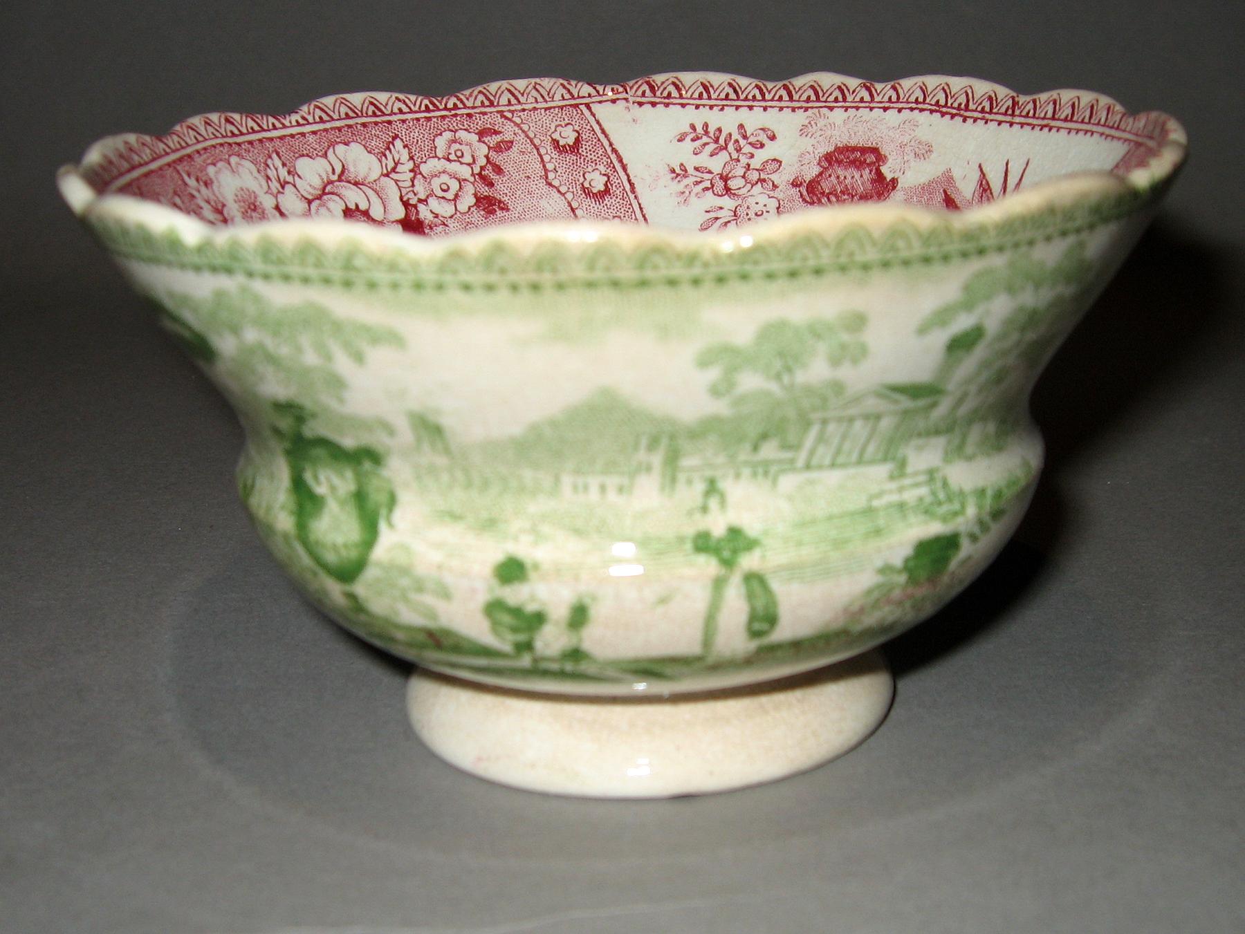 1966.0981.001 Canova pattern printed cup