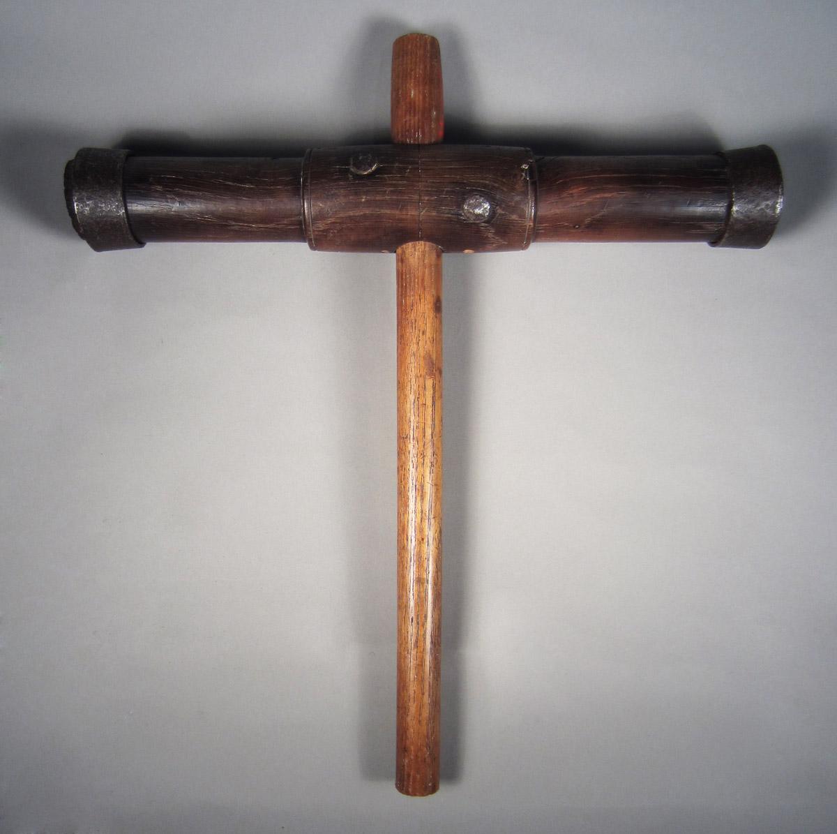 1957.0026.099 Caulking mallet, side 2