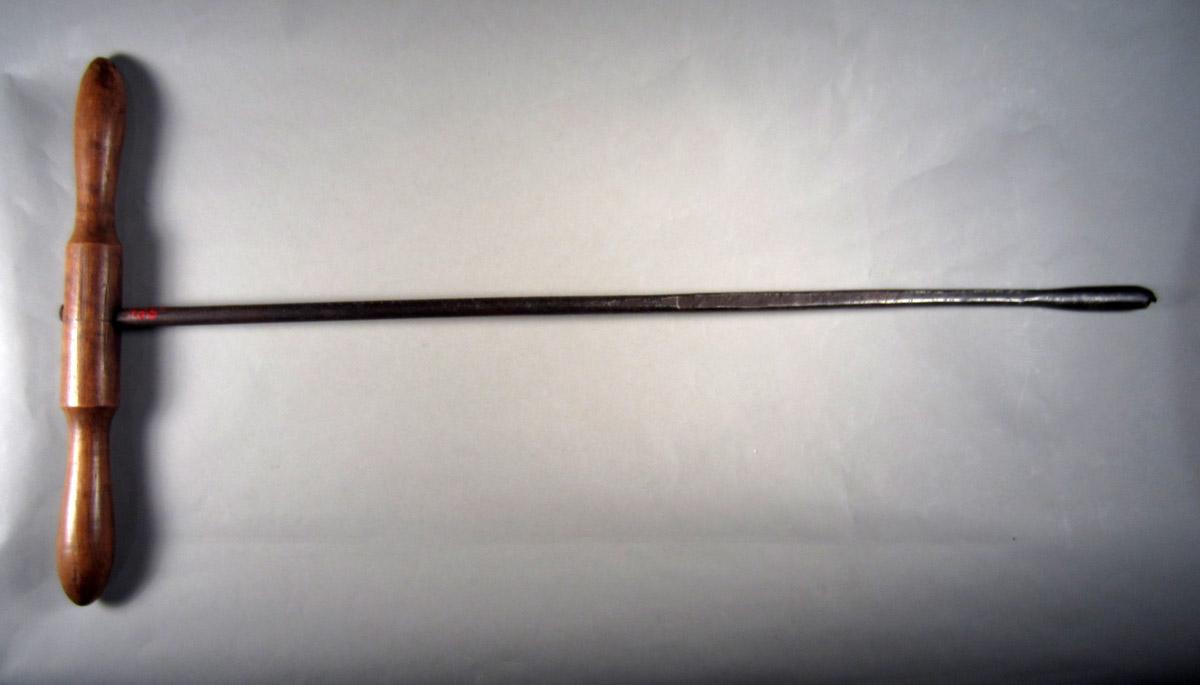 1957.0026.100 Auger, View 1