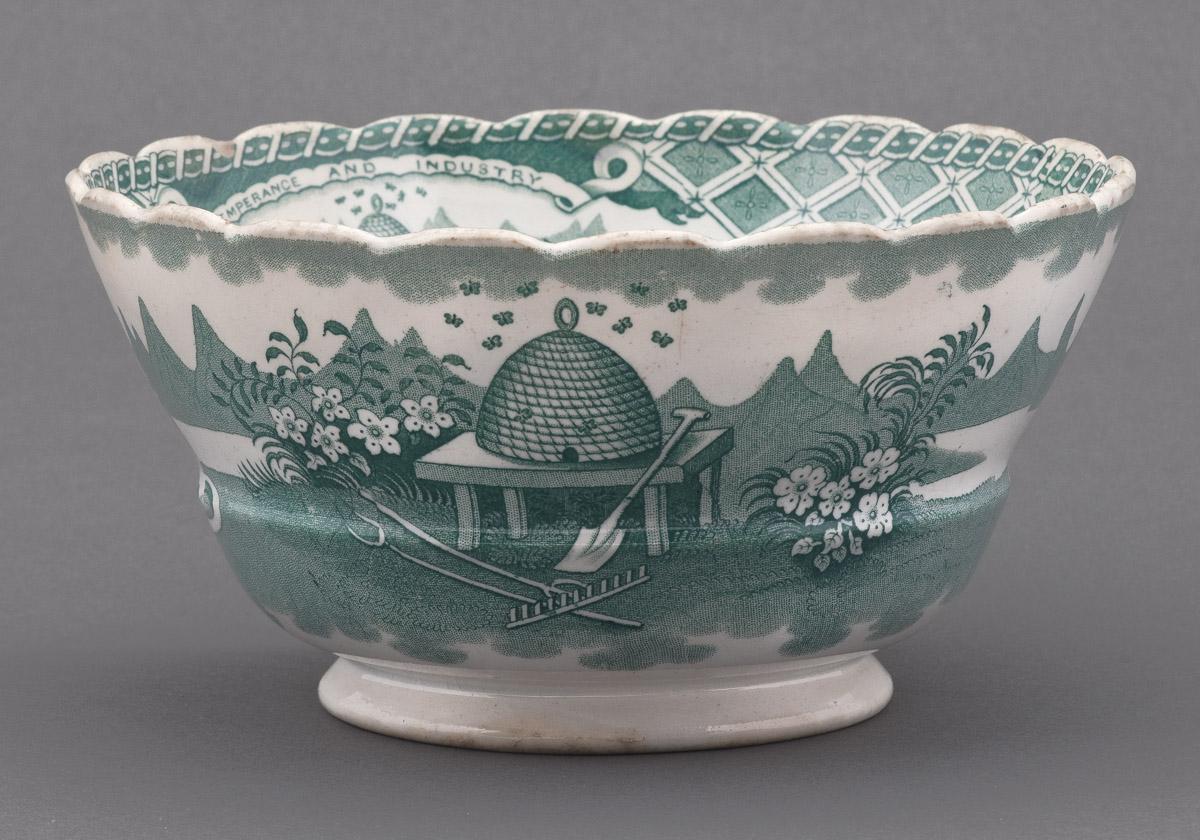 1966.0983 Bowl (side 2)