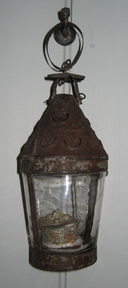 1966.0991 Lantern